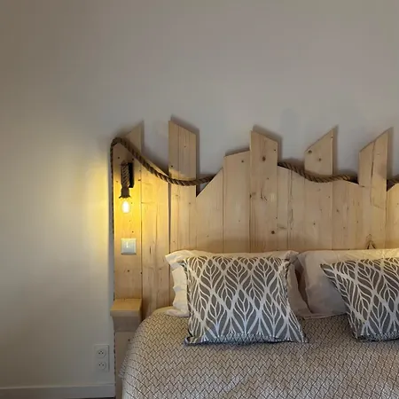 Le Logis Du Petit Lay Ле-Эрбье