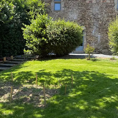 Le Logis Du Petit Lay