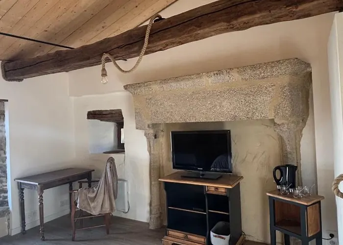 Le Logis Du Petit Lay Les Herbiers