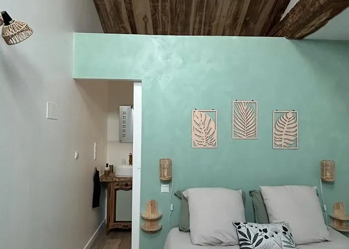 Couette-café Le Logis Du Petit Lay