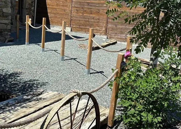 לינה וארוחת בוקר Le Logis Du Petit Lay